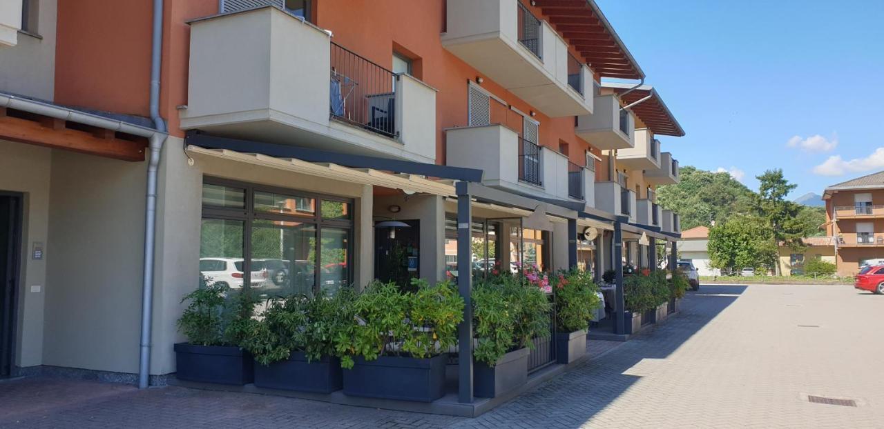Residence I Fiori Piantedo Bagian luar foto