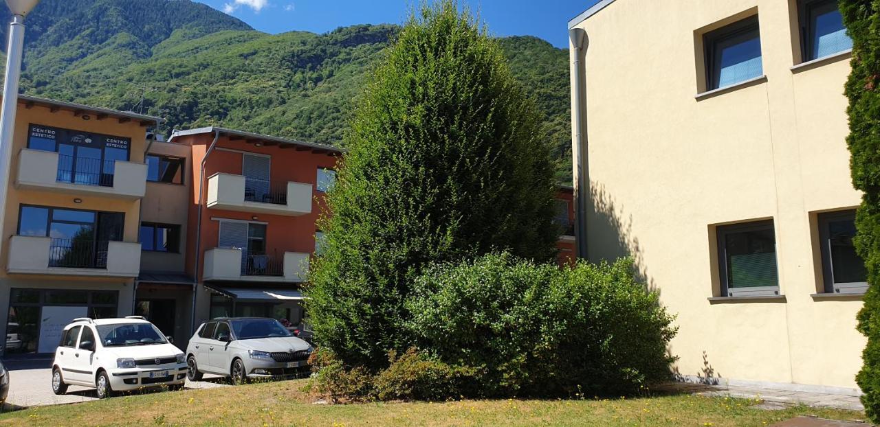 Residence I Fiori Piantedo Bagian luar foto